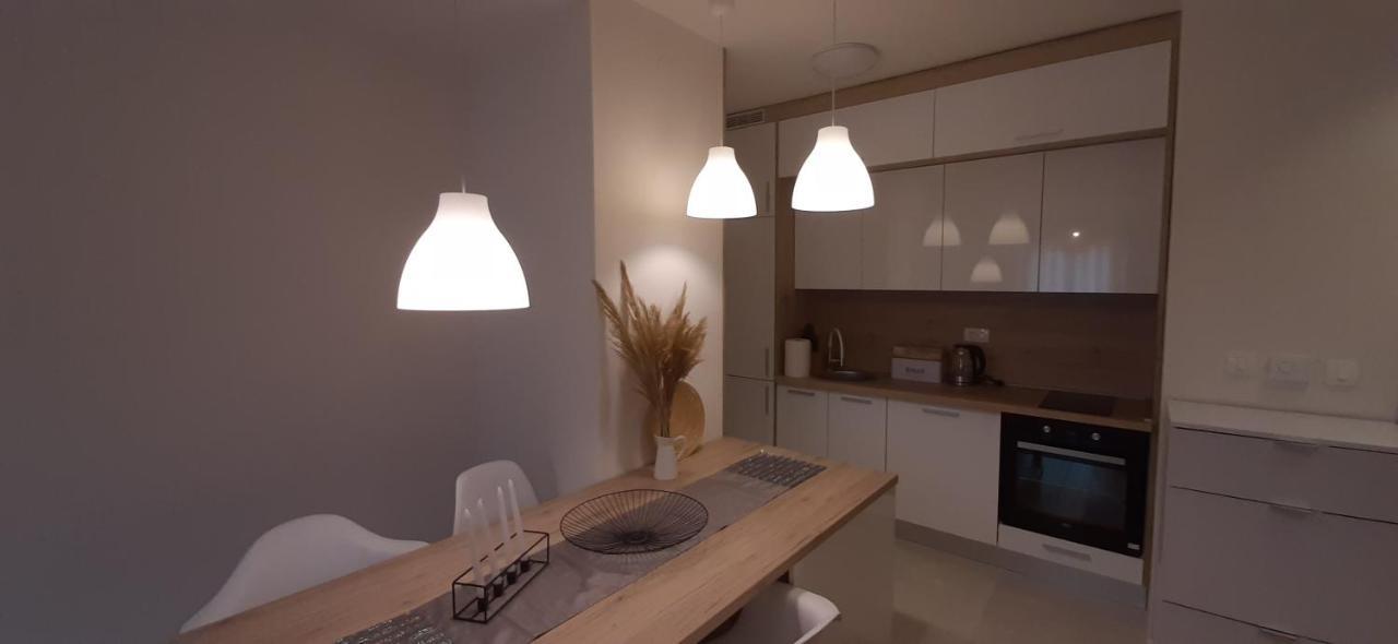 Lux Apartment Portovista Bar Dış mekan fotoğraf