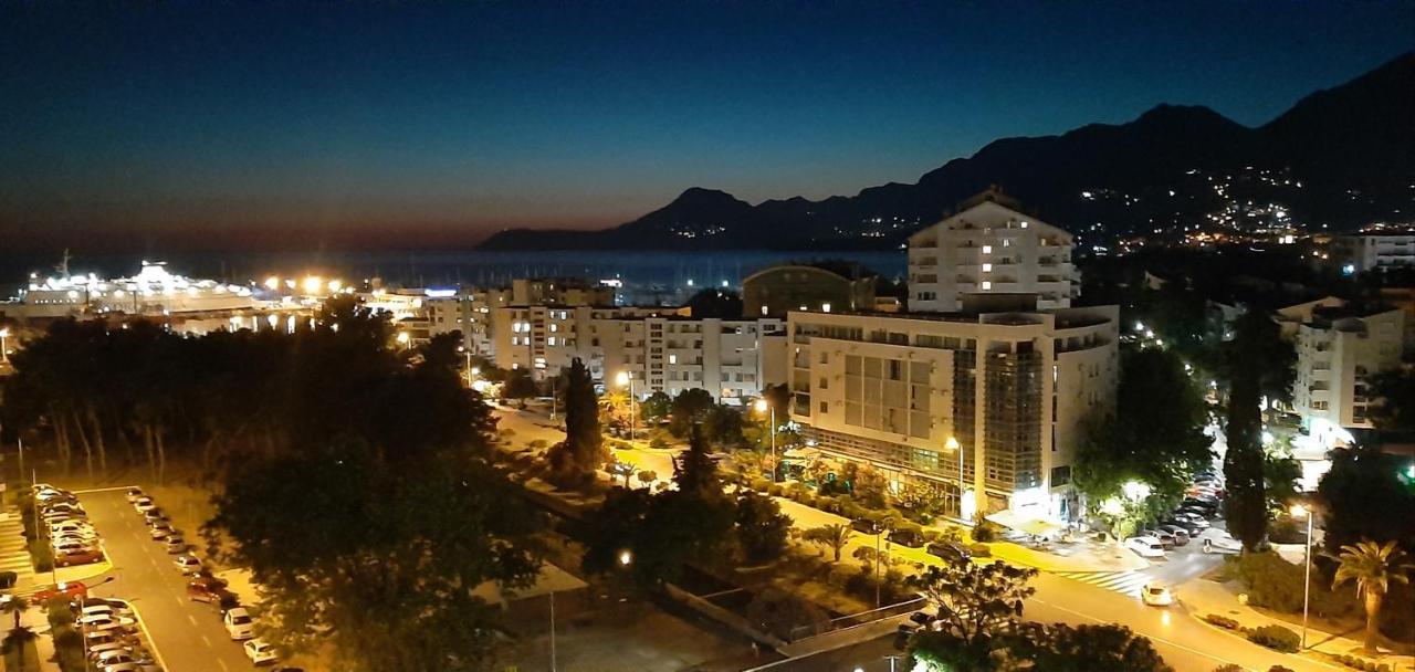 Lux Apartment Portovista Bar Dış mekan fotoğraf